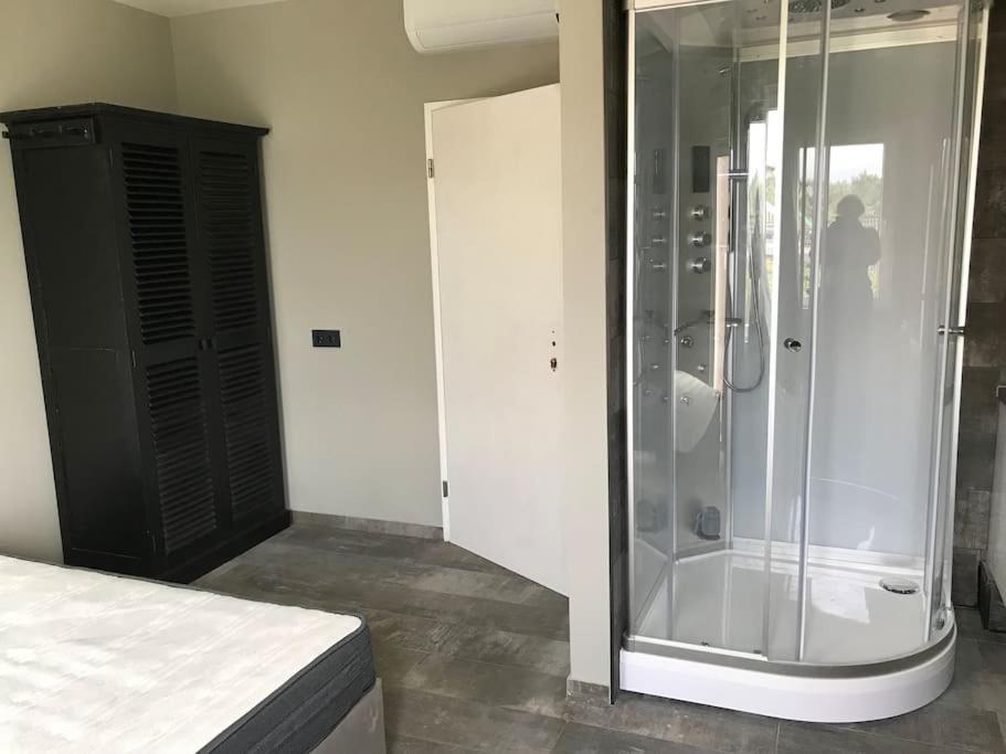 Voormalig Politiebureau Gebruik Welnesstuin Tegen Betaling Bed and Breakfast Ouddorp Εξωτερικό φωτογραφία