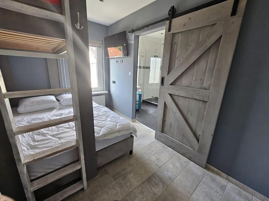 Voormalig Politiebureau Gebruik Welnesstuin Tegen Betaling Bed and Breakfast Ouddorp Εξωτερικό φωτογραφία