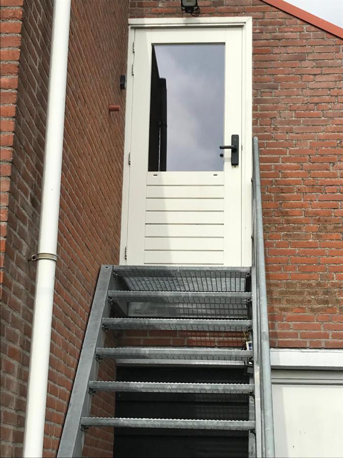 Voormalig Politiebureau Gebruik Welnesstuin Tegen Betaling Bed and Breakfast Ouddorp Εξωτερικό φωτογραφία